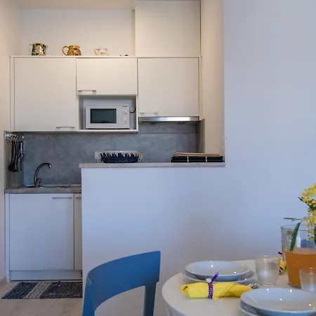 Apartment Island Sea View Free Parking